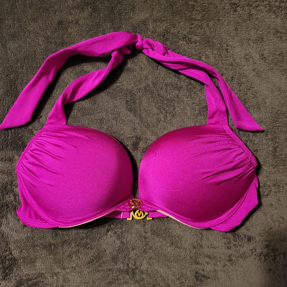 Victorias Secret Bikini Top Bombshell Adds 2 Cups